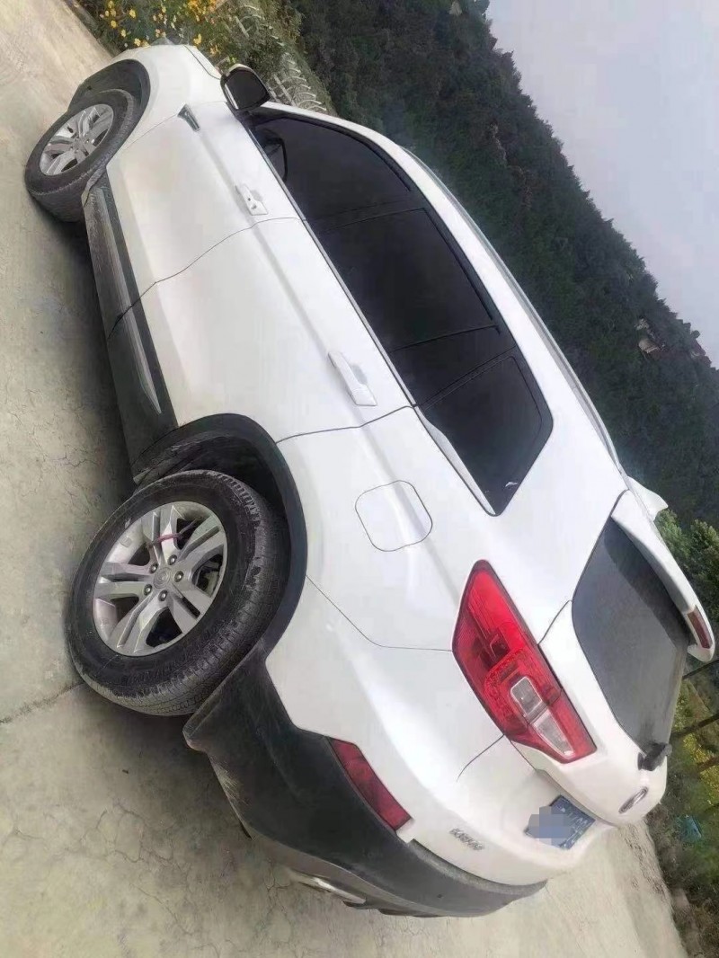綿陽17年長安汽車CS753