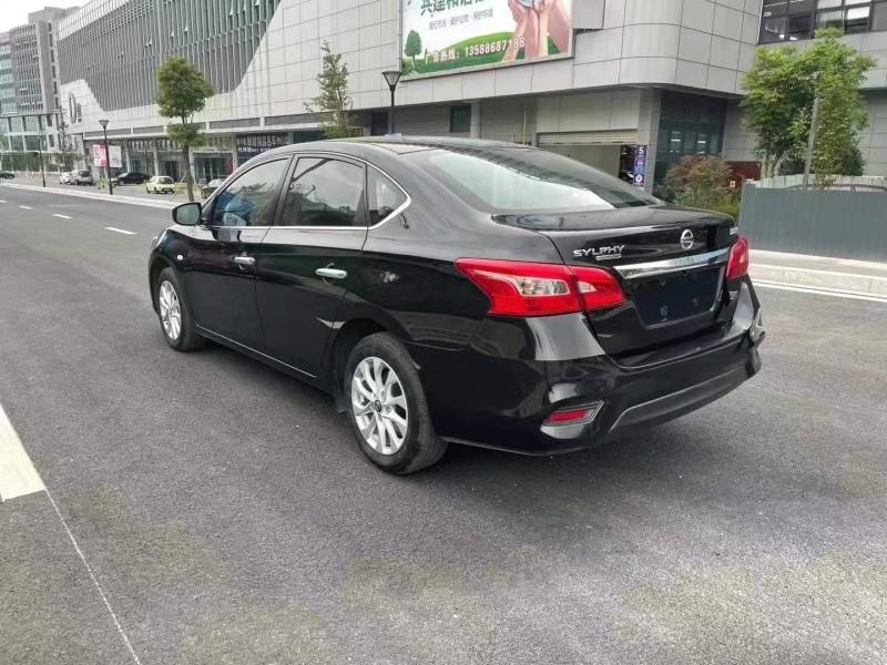 湖州20年日產軒逸7