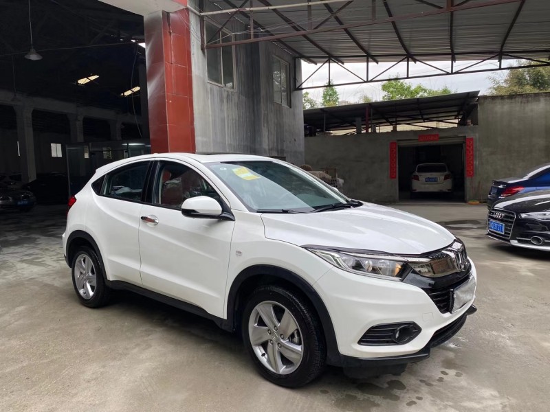 成都21年本田缤智3