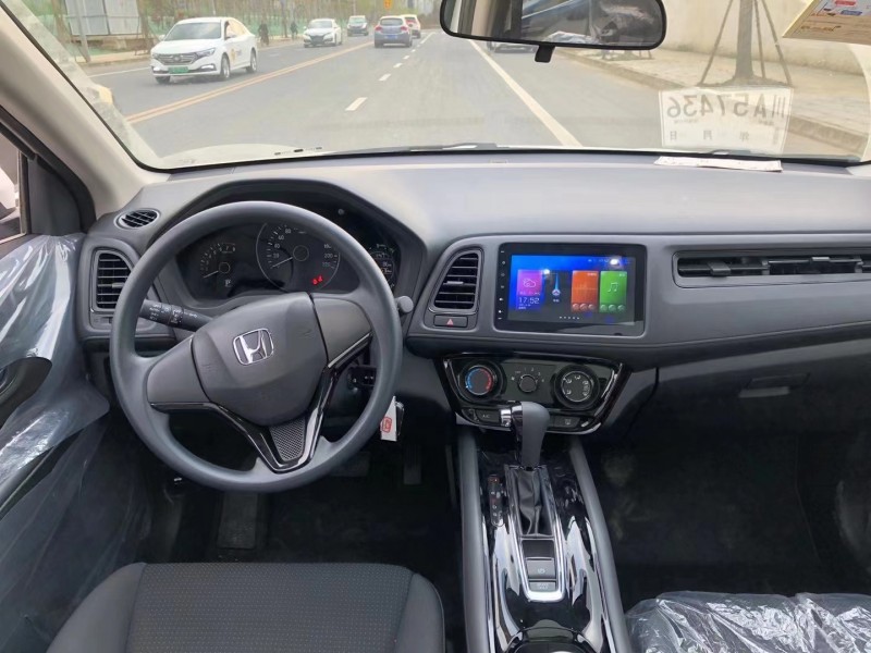 成都21年本田缤智5