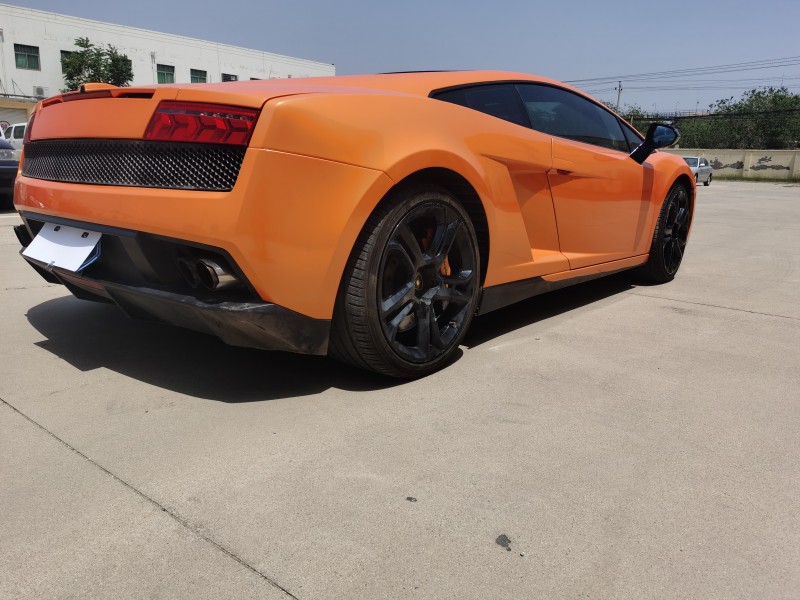 包頭14年蘭博基尼Gallardo7