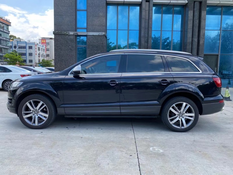 东莞12年奥迪Q74