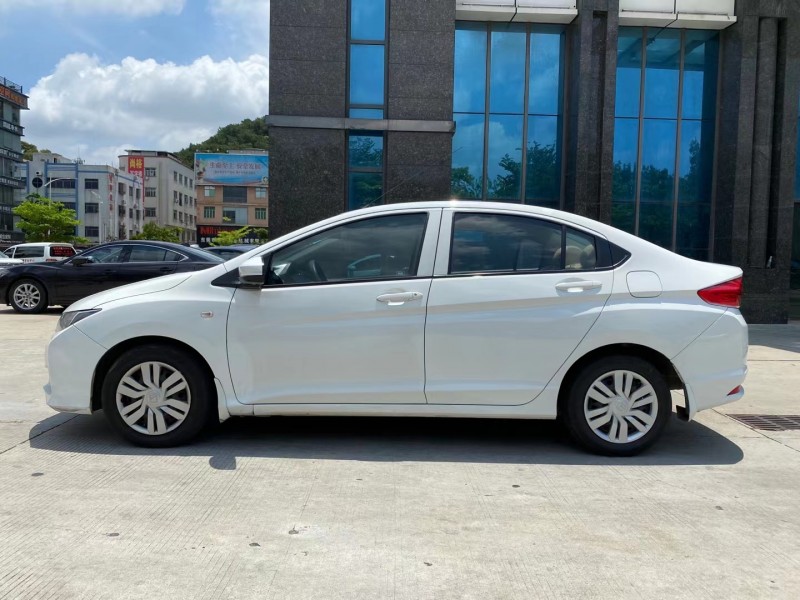 东莞16年本田锋范4