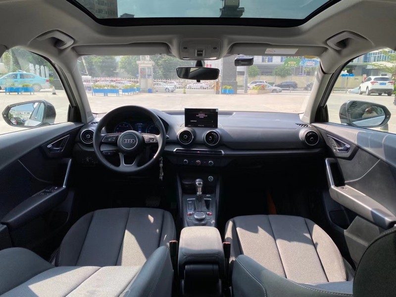 东莞19年奥迪Q26