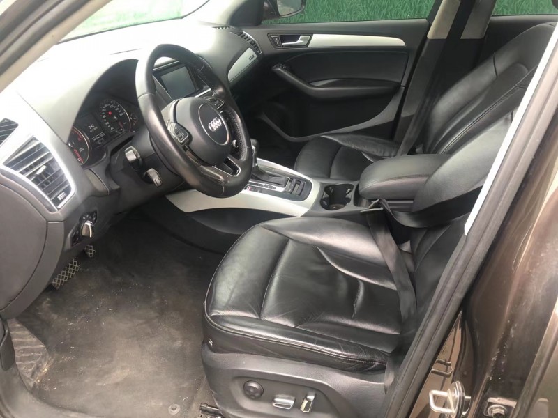 济宁13年奥迪Q55