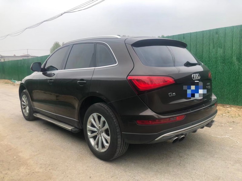 济宁13年奥迪Q57