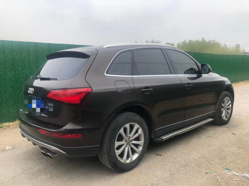 济宁13年奥迪Q58