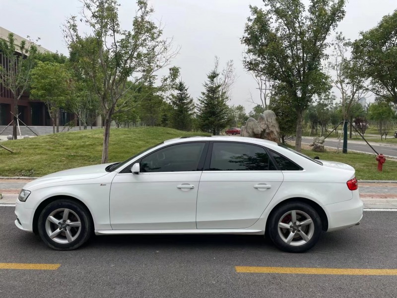 济宁15年奥迪A4L3