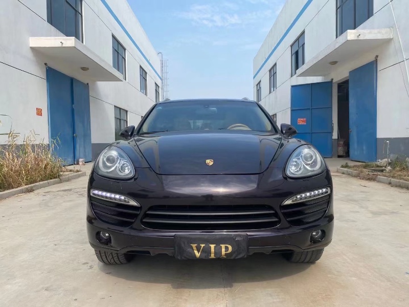 徐州12年保时捷卡宴9