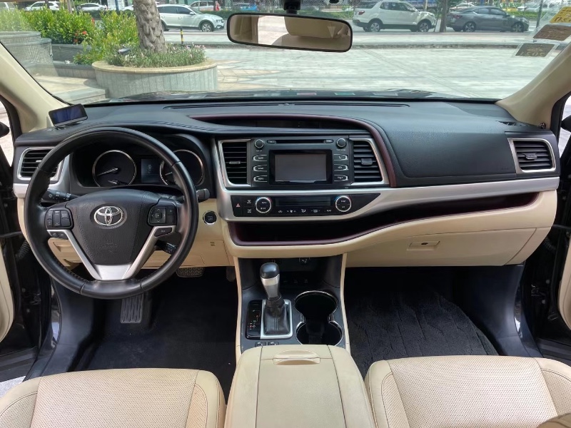 江门15年丰田汉兰达2