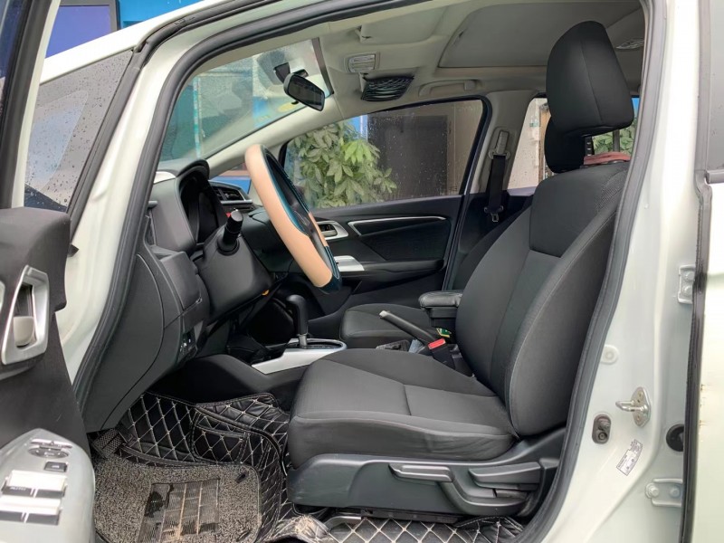 广州16年本田飞度6