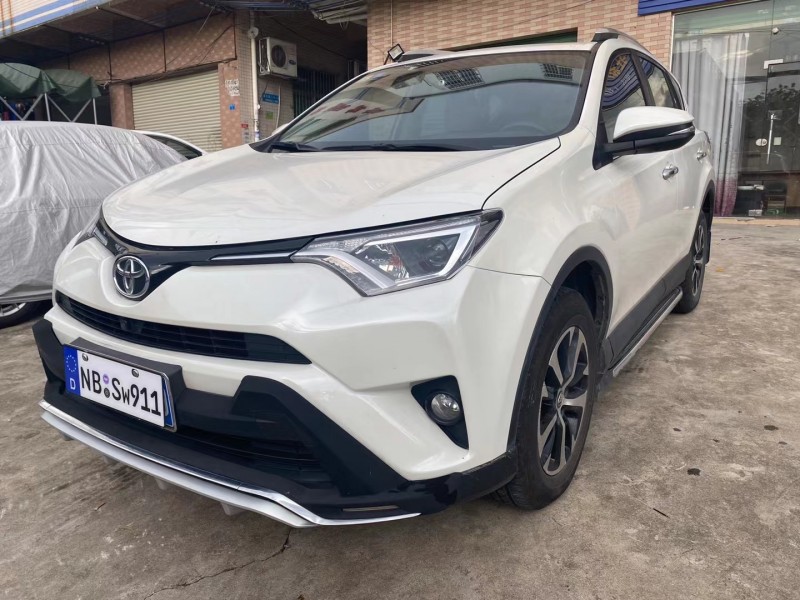 广州18年丰田RAV4荣放3
