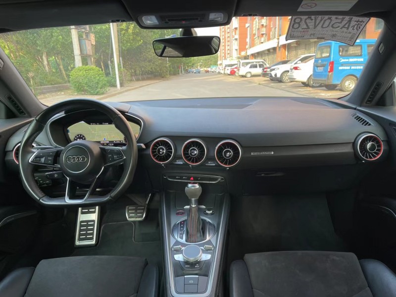 邢台17年奥迪TT5