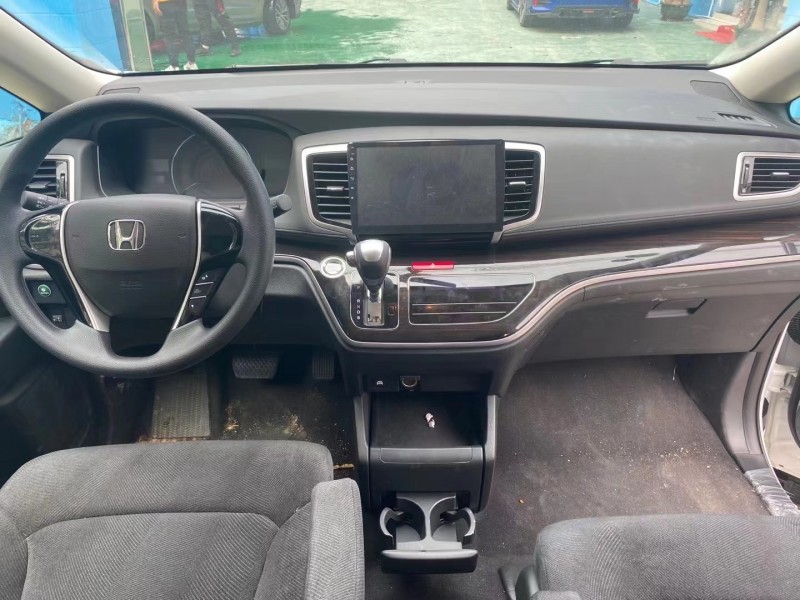 广州20年本田奥德赛8