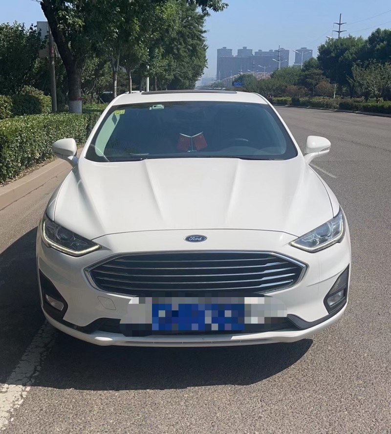 青岛21年福特蒙迪欧9