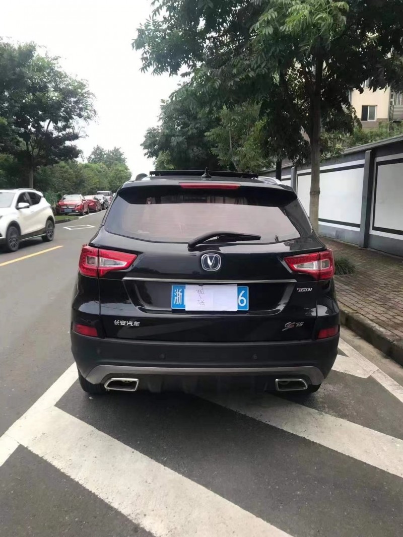 金華17年長安汽車CS757