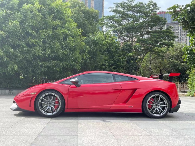 深圳13年蘭博基尼LP570-45
