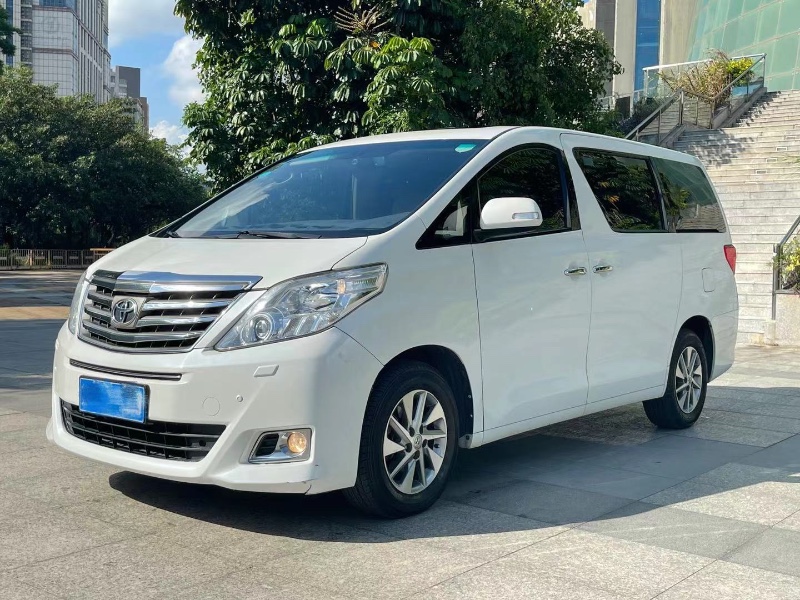 深圳13年丰田埃尔法7