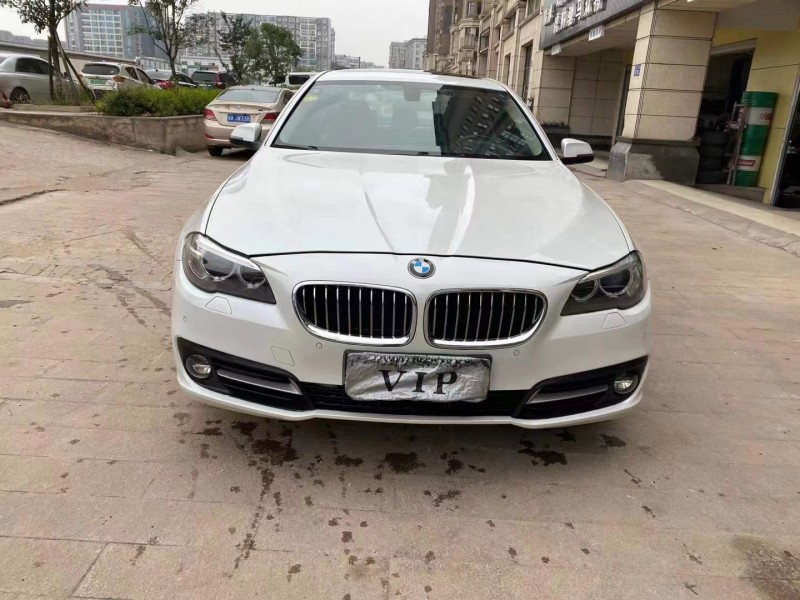 益阳15年宝马5系9