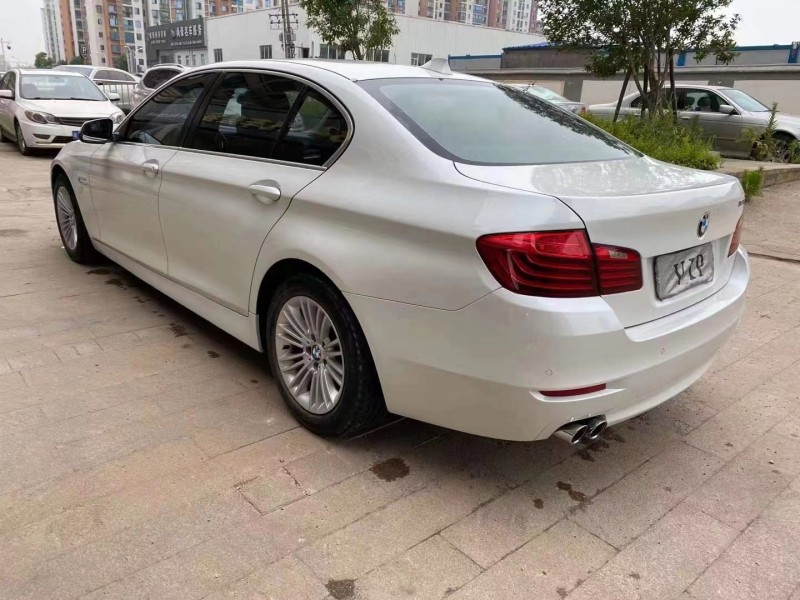 益阳15年宝马5系3