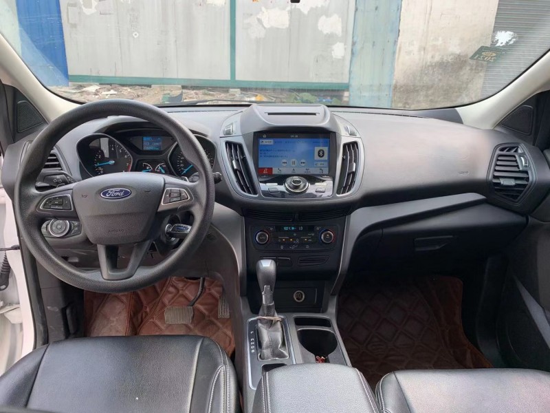 广州17年福特翼虎8