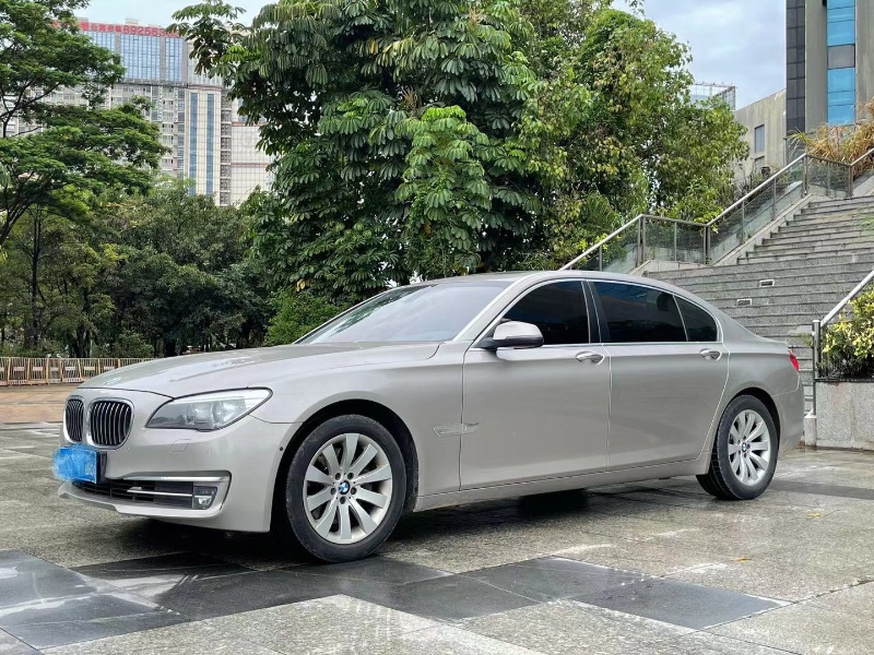 深圳15年宝马7系8