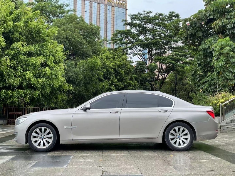 深圳15年宝马7系7