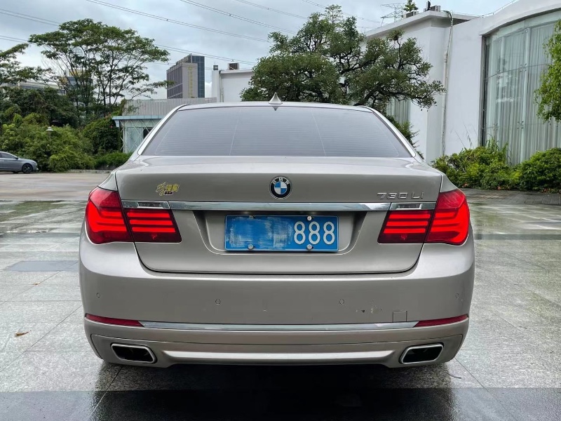 深圳15年宝马7系2