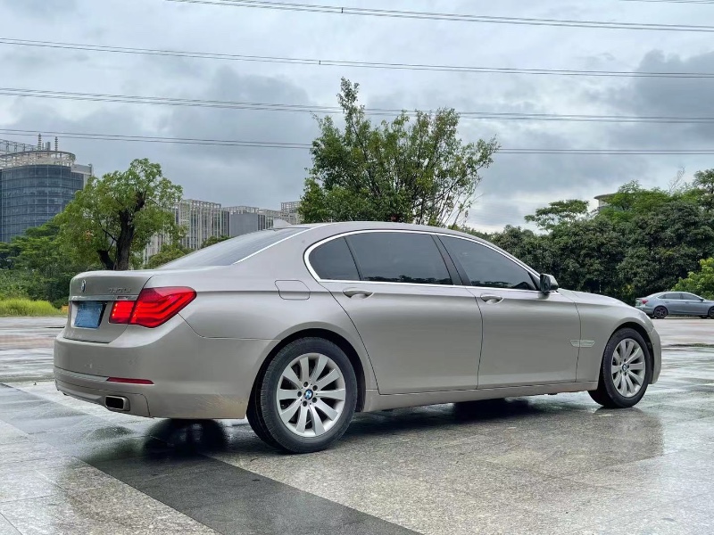 深圳15年宝马7系1