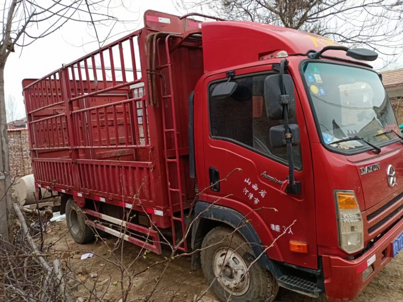濟寧17年卡車系列大運汽車4