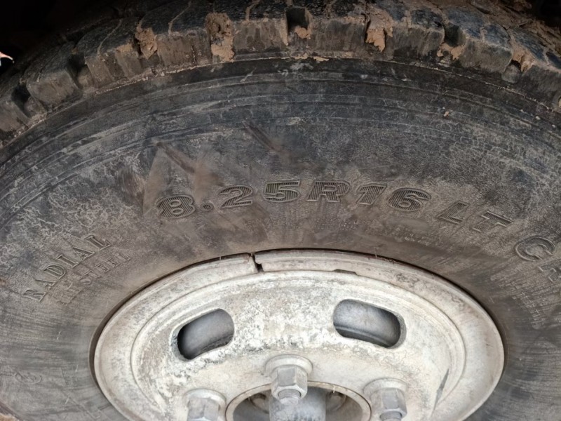 濟寧17年卡車系列大運汽車1