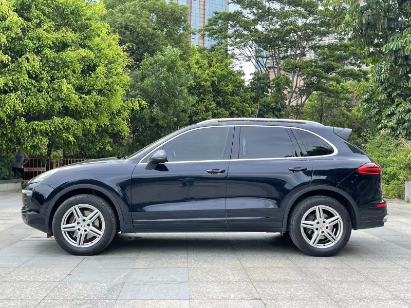 深圳18年保时捷卡宴8