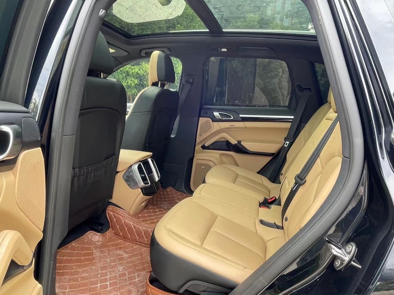 深圳18年保时捷卡宴5