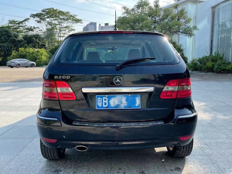 深圳10年奔驰B2