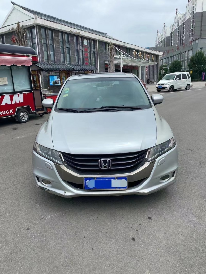 济宁12年本田奥德赛1