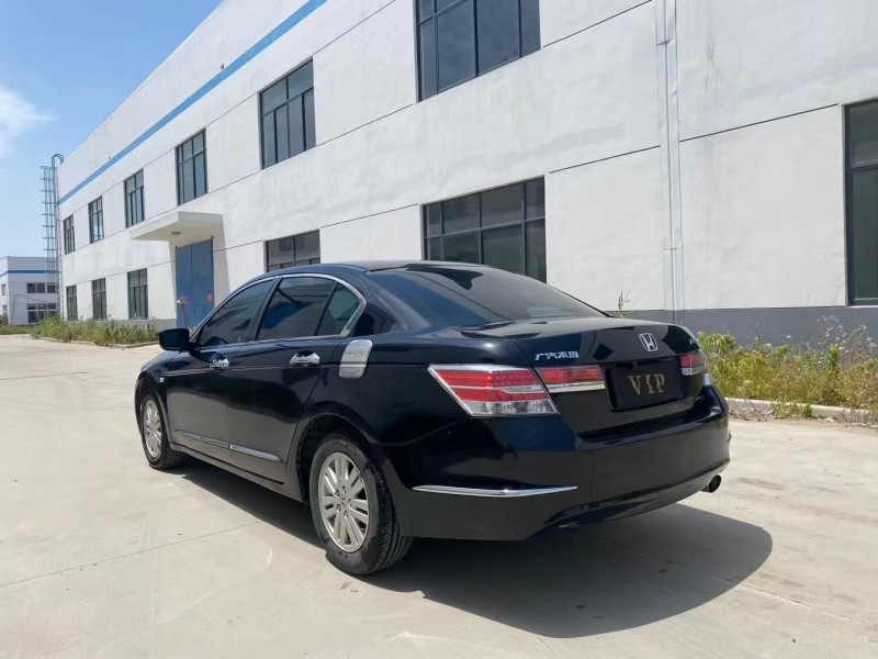 徐州13年本田雅阁5