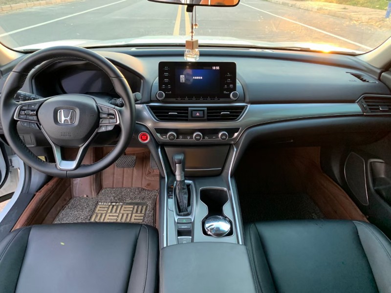 徐州20年本田雅阁5