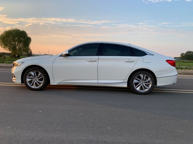 徐州20年本田雅阁2