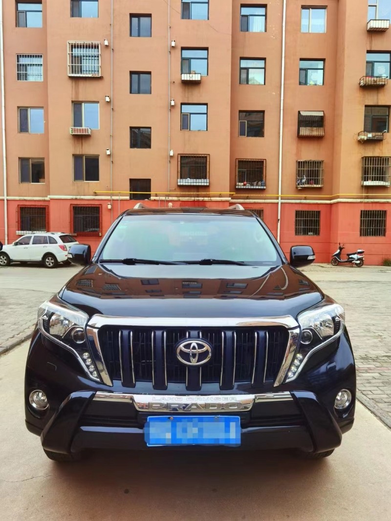 武汉15年丰田普拉多1