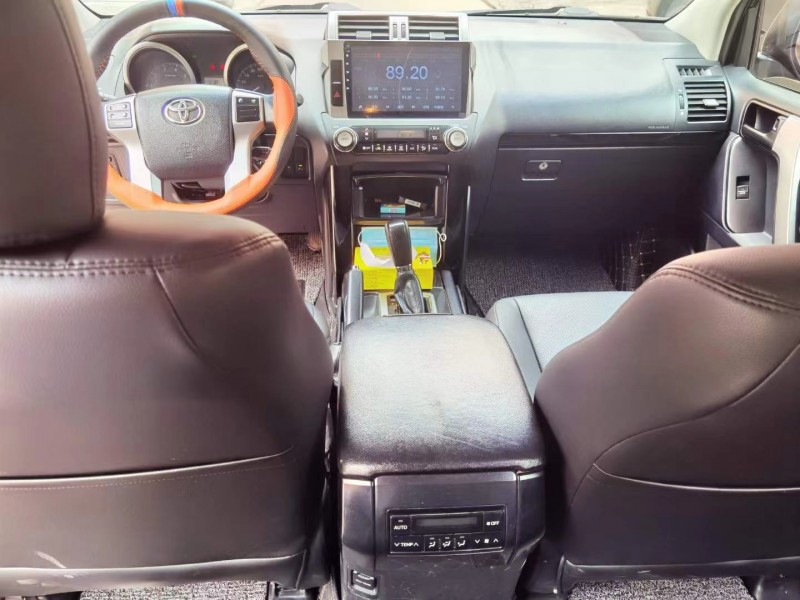 武汉15年丰田普拉多4