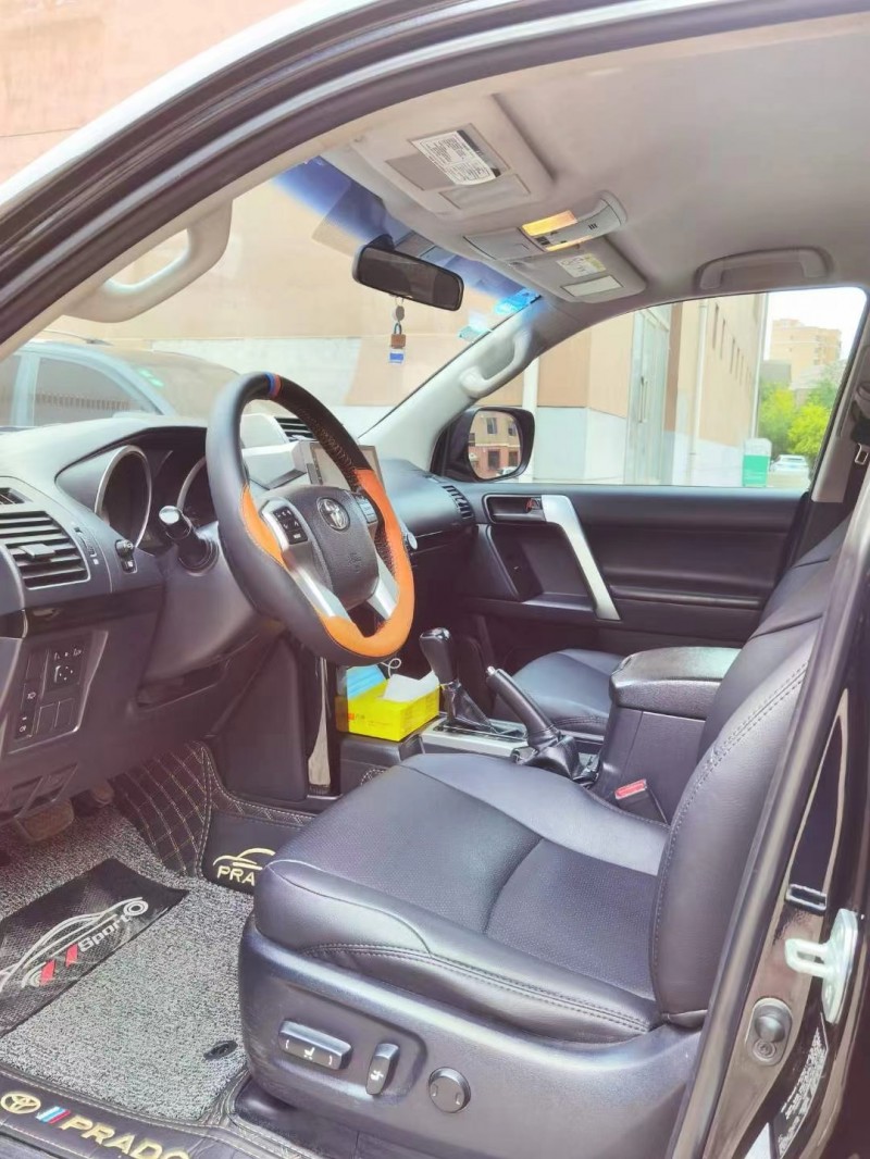 武汉15年丰田普拉多5