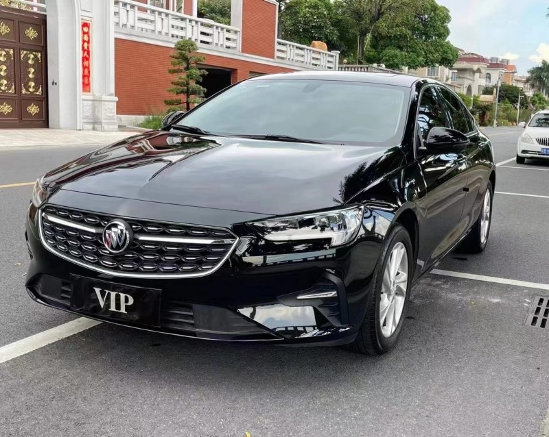 佛山21年别克君威7