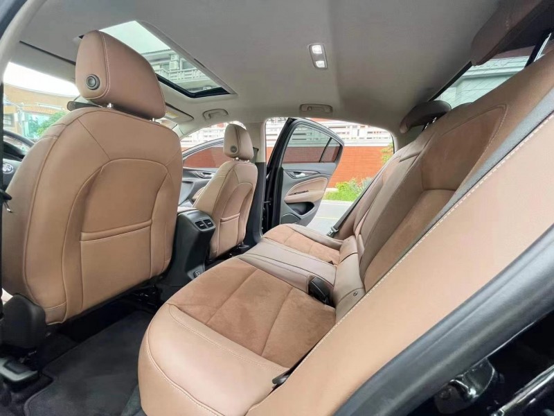 佛山21年别克君威1