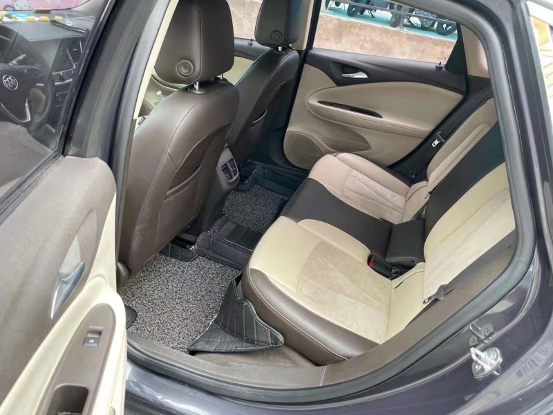 徐州17年别克威朗3