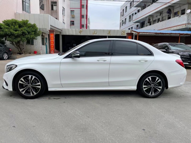 中山18年奔驰C8
