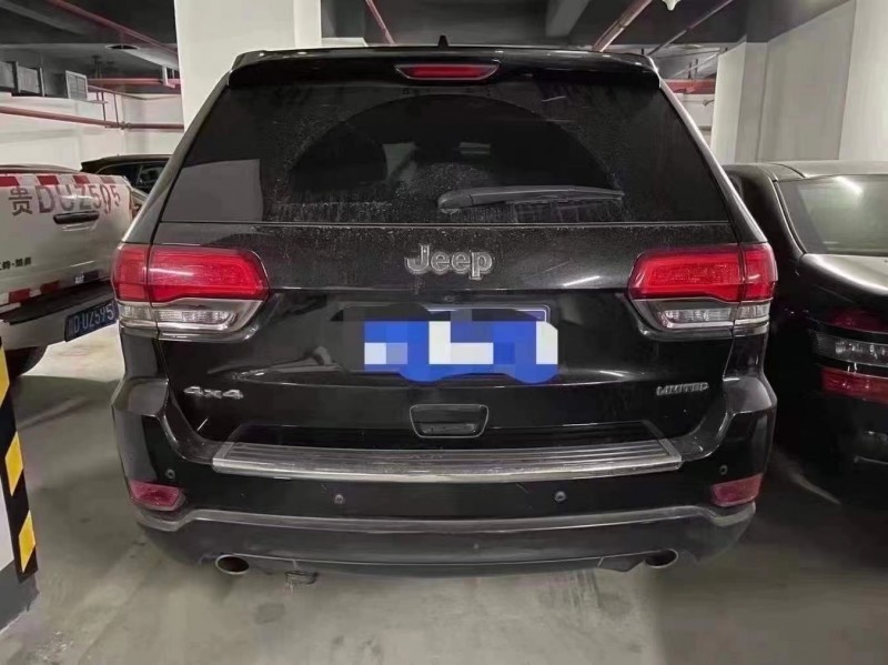 重慶15年Jeep大切諾基1