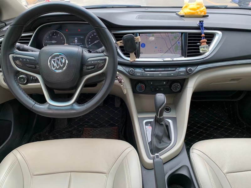 中山19年别克英朗8