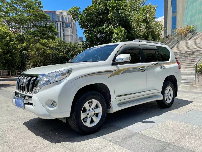 深圳17年丰田普拉多7