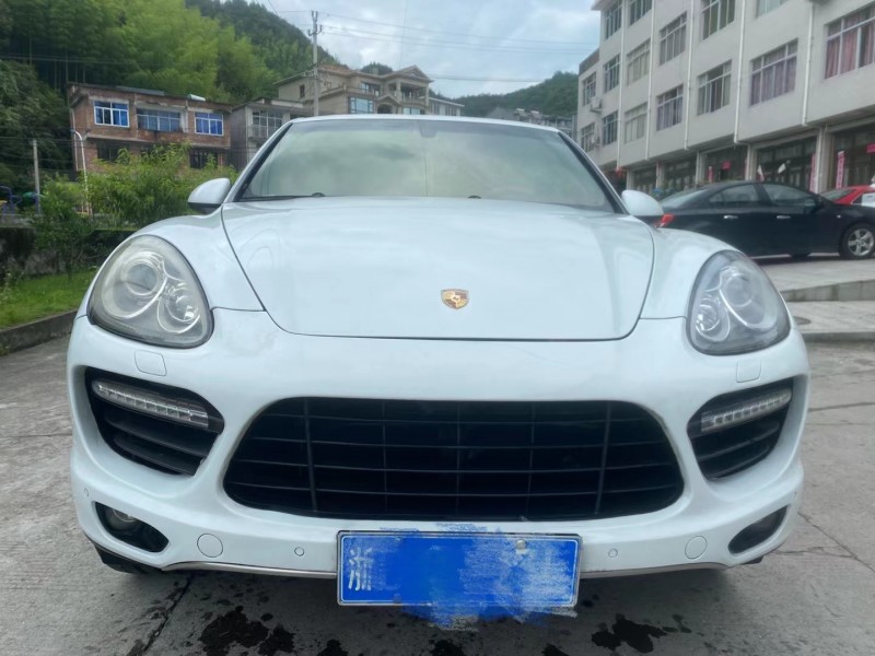 溫州12年保時捷卡宴1
