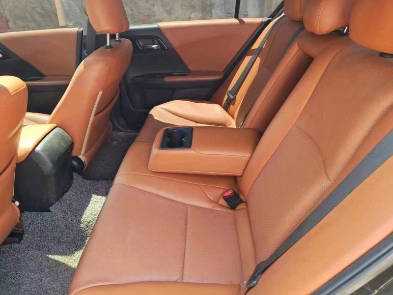 潍坊17年本田雅阁6